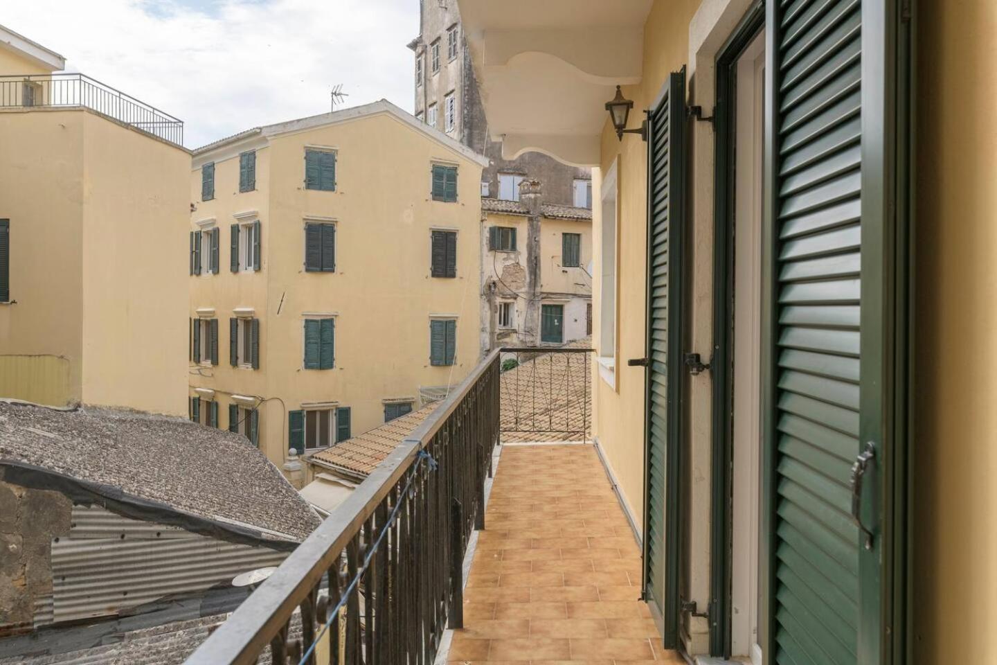 Апартаменты Corfu Downtown #2 Экстерьер фото